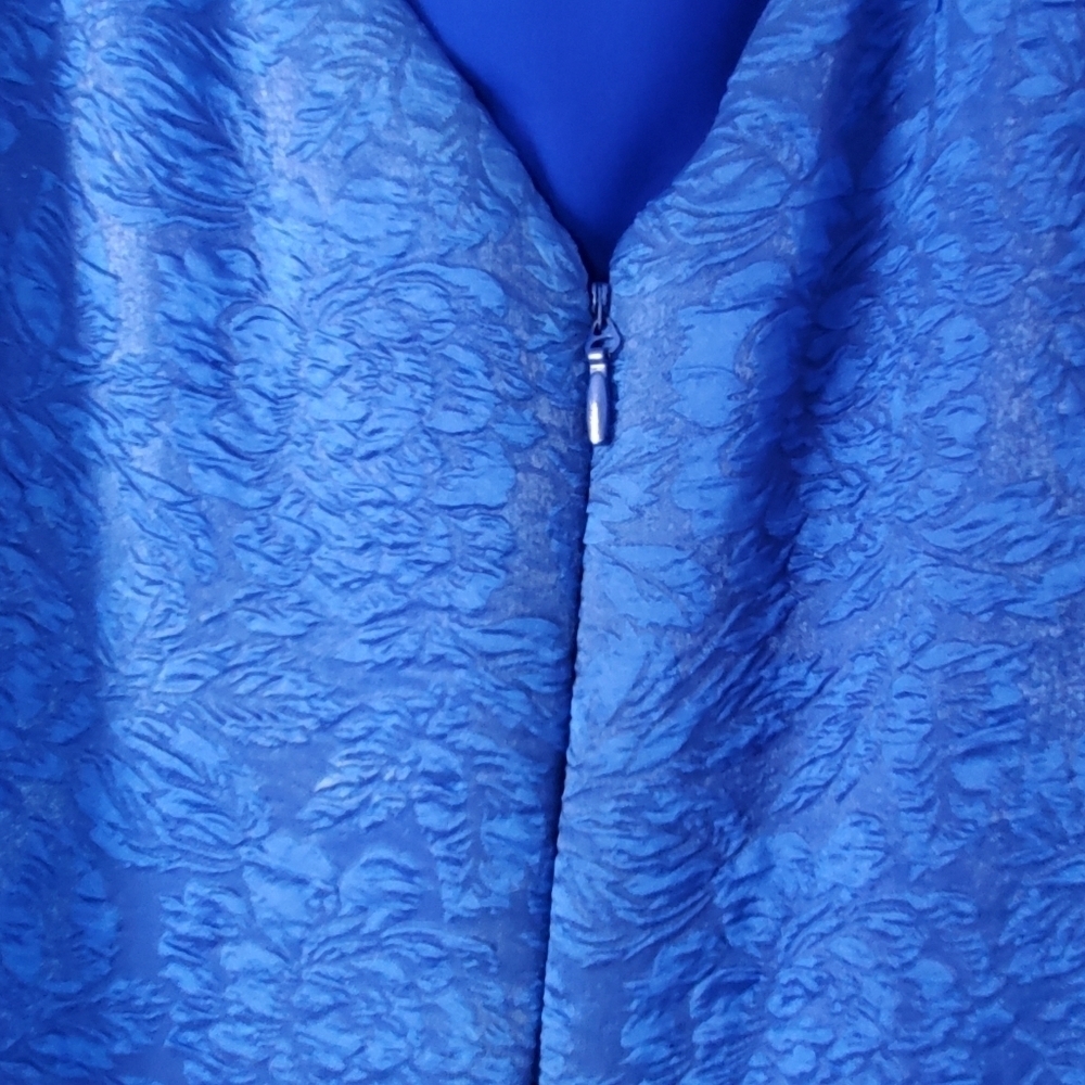 BCBGMaxAzria Blue Prom Dress Small - Picture 6 of 8